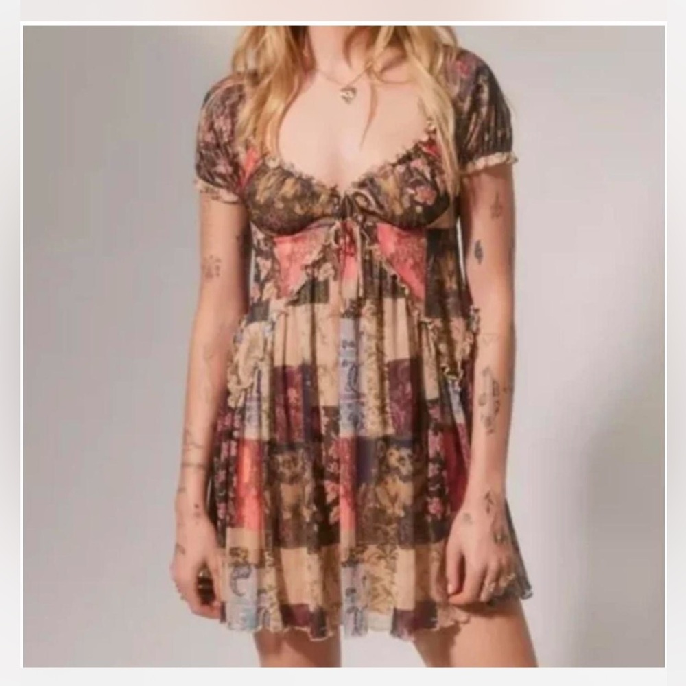 Urban‎ Outfitters Sammy Sparkle Mini Dress Cats Multi Colored Patchwork Size XS
